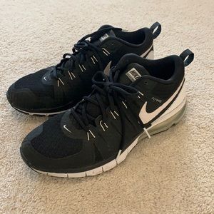 Mens Nike AirMax TR1 180